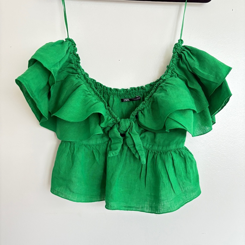 Zara Green Sleeveless Ruffled Smocked Blouse
